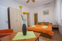 Appartement Bura - Makarska